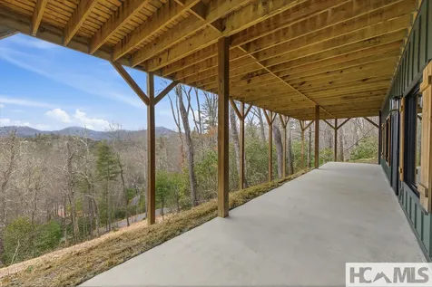 960 Woods Mountain Trail Cullowhee NC 28723