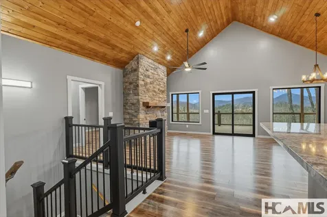 960 Woods Mountain Trail Cullowhee NC 28723