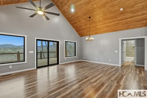 960 Woods Mountain Trail Cullowhee NC 28723