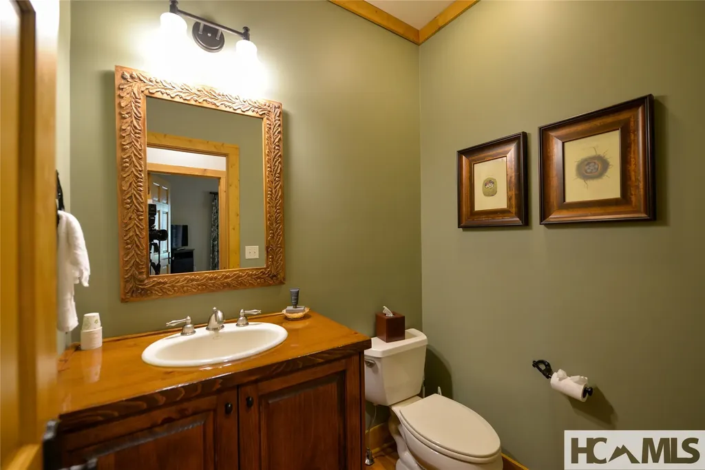 146 Scotch Highlands Loop Sapphire NC 28774