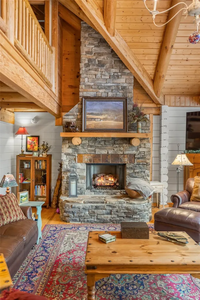 92 Rocky Ridge Road Sapphire NC 28774