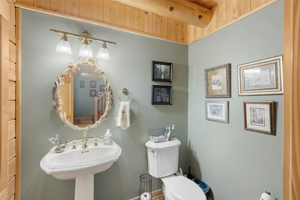 92 Rocky Ridge Road Sapphire NC 28774