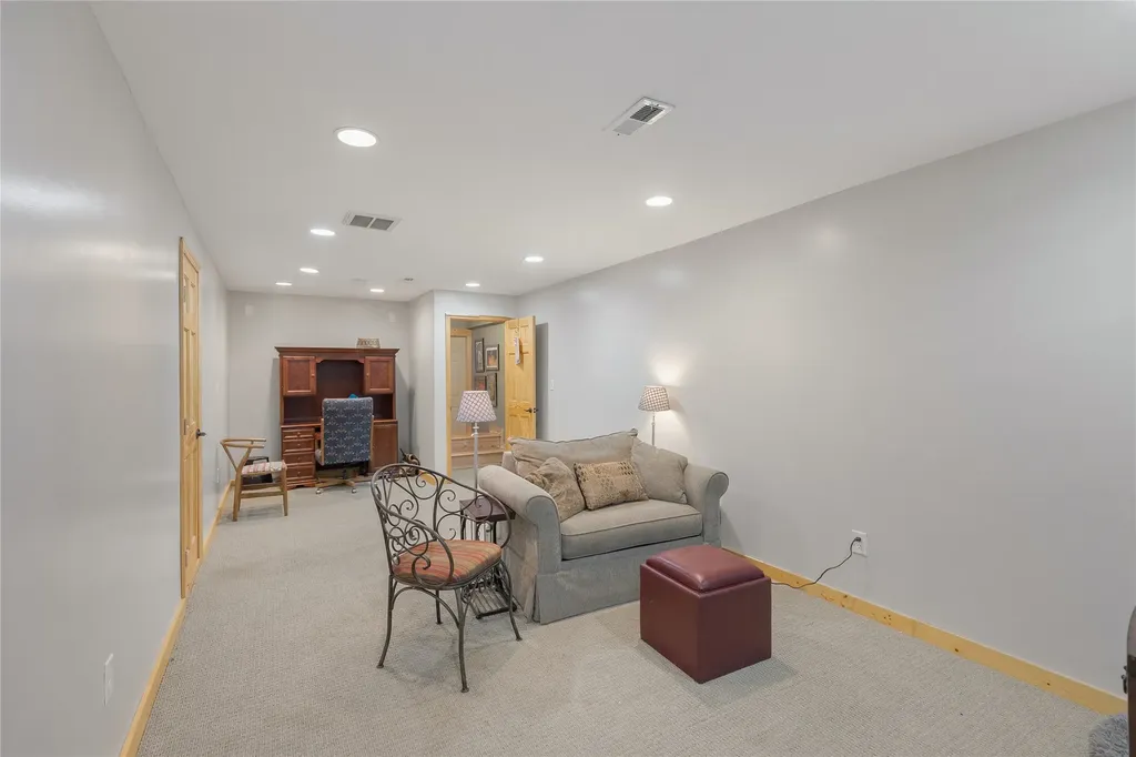 92 Rocky Ridge Road Sapphire NC 28774