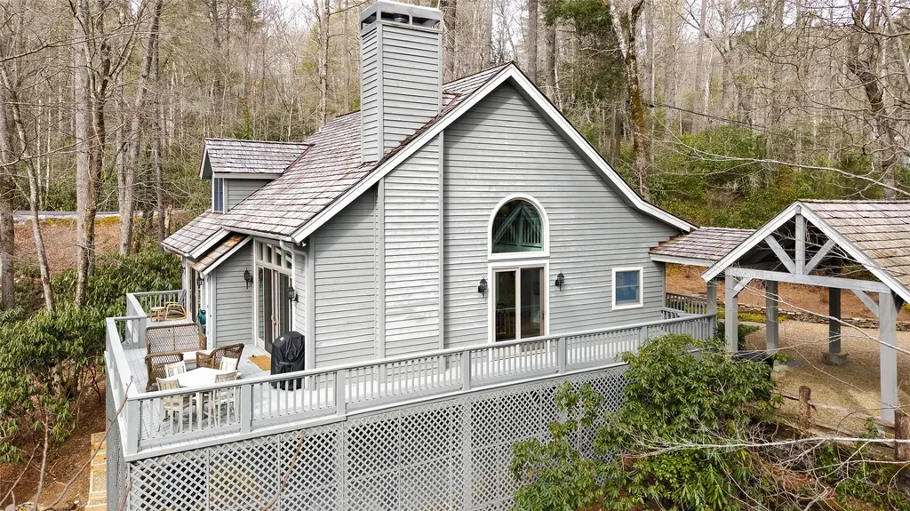 137 Rushing Brook Lane Glenville NC 28736