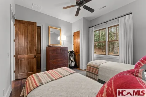 210 Hearth Stone Way Cashiers NC 28717