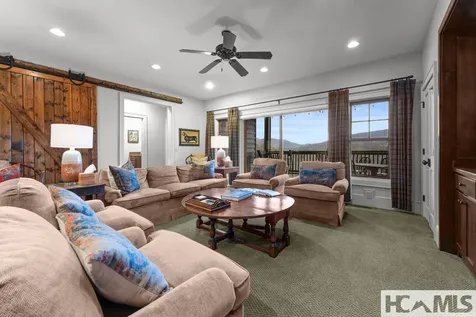 210 Hearth Stone Way Cashiers NC 28717