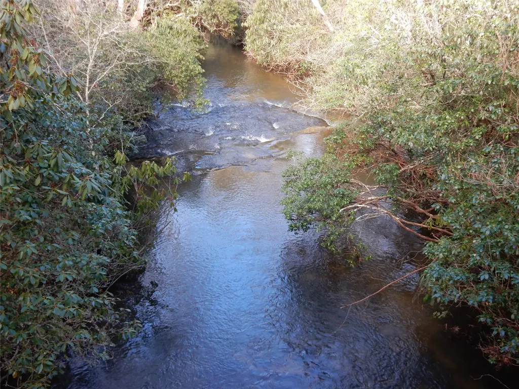 85 Fishing Village Lane Cullowhee NC 28723