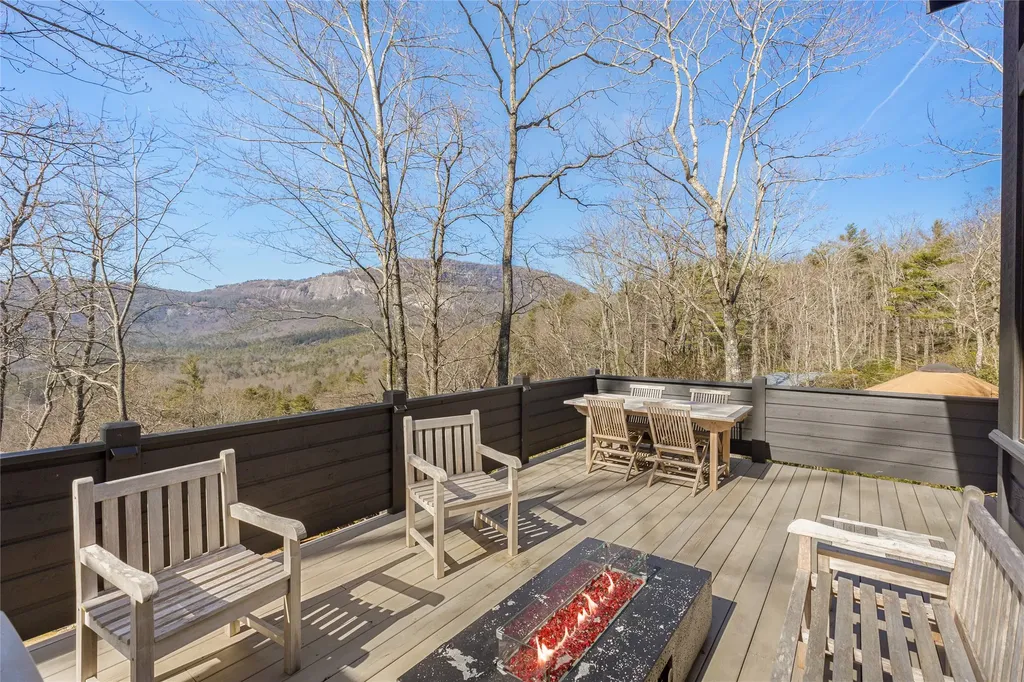 111 Moonstone Loop Highlands NC 28741