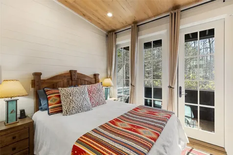 111 Moonstone Loop Highlands NC 28741