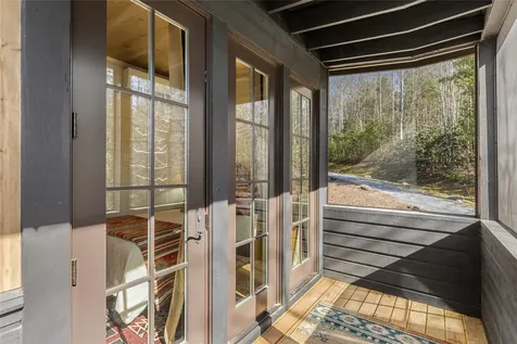 111 Moonstone Loop Highlands NC 28741