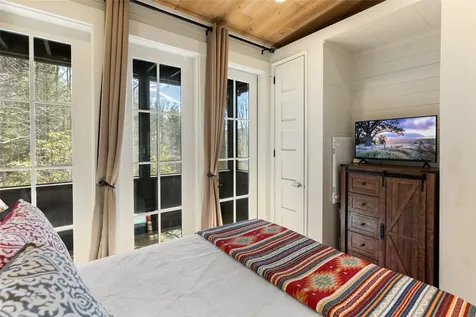 111 Moonstone Loop Highlands NC 28741