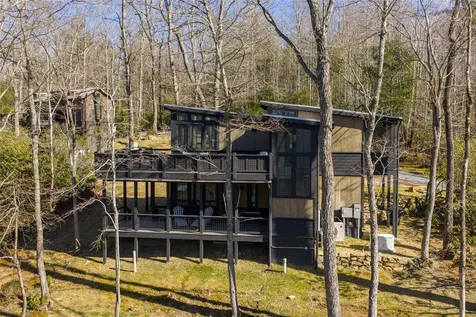 111 Moonstone Loop Highlands NC 28741