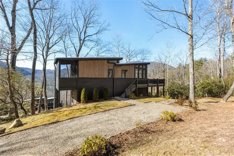 111 Moonstone Loop Highlands NC 28741