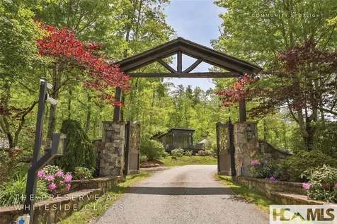 111 Moonstone Loop Highlands NC 28741