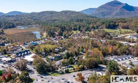 33 Cottage Walk Cashiers NC 28717