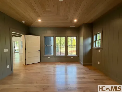 33 Cottage Walk Cashiers NC 28717