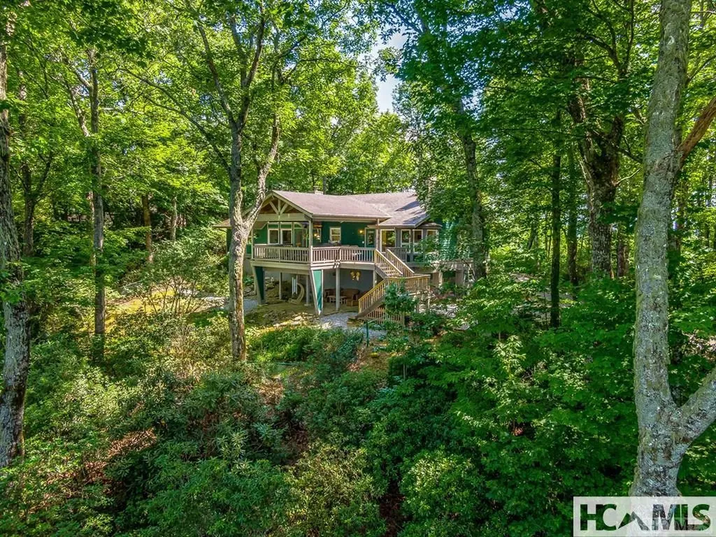796 Hawk Mountain Road Lake Toxaway NC 28747
