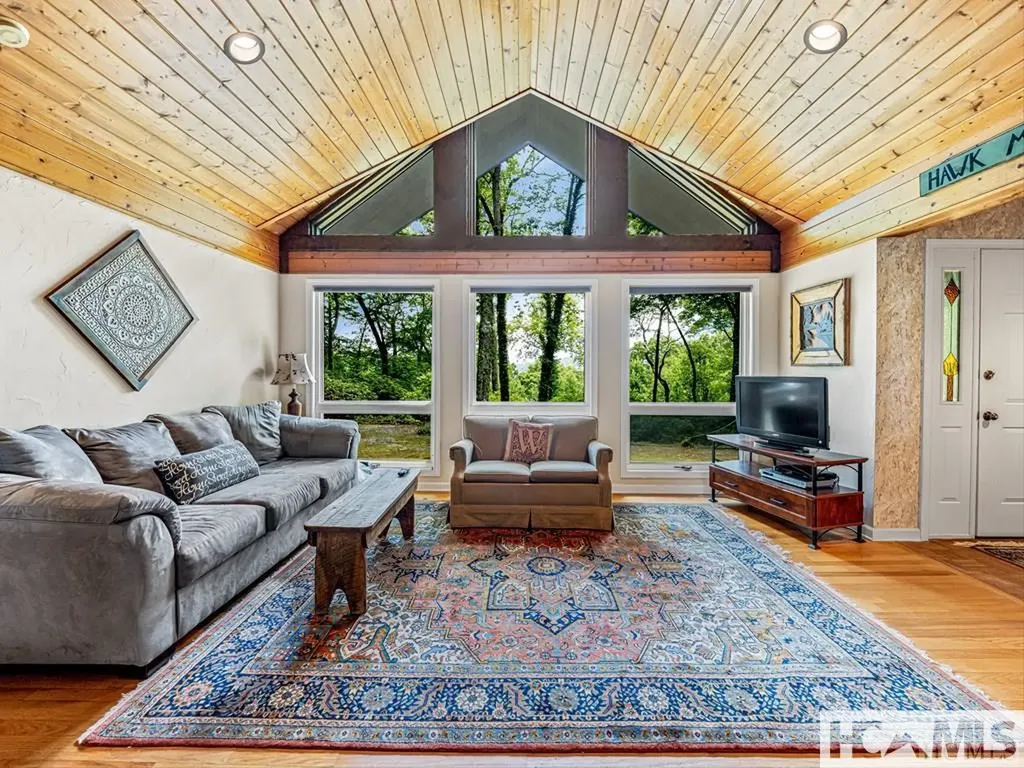 796 Hawk Mountain Road Lake Toxaway NC 28747