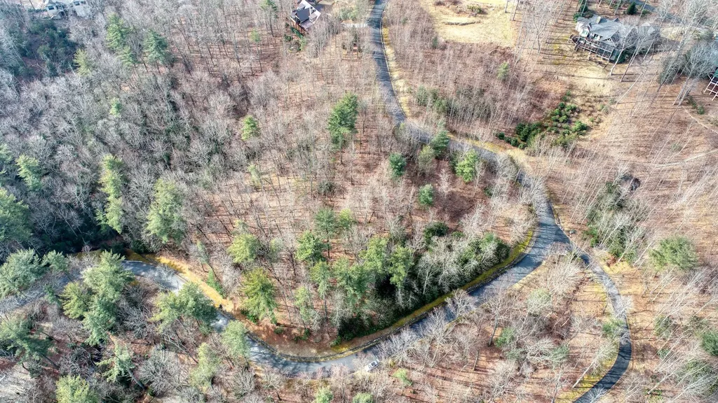 42 Ledgeview Road Cashiers NC 28717