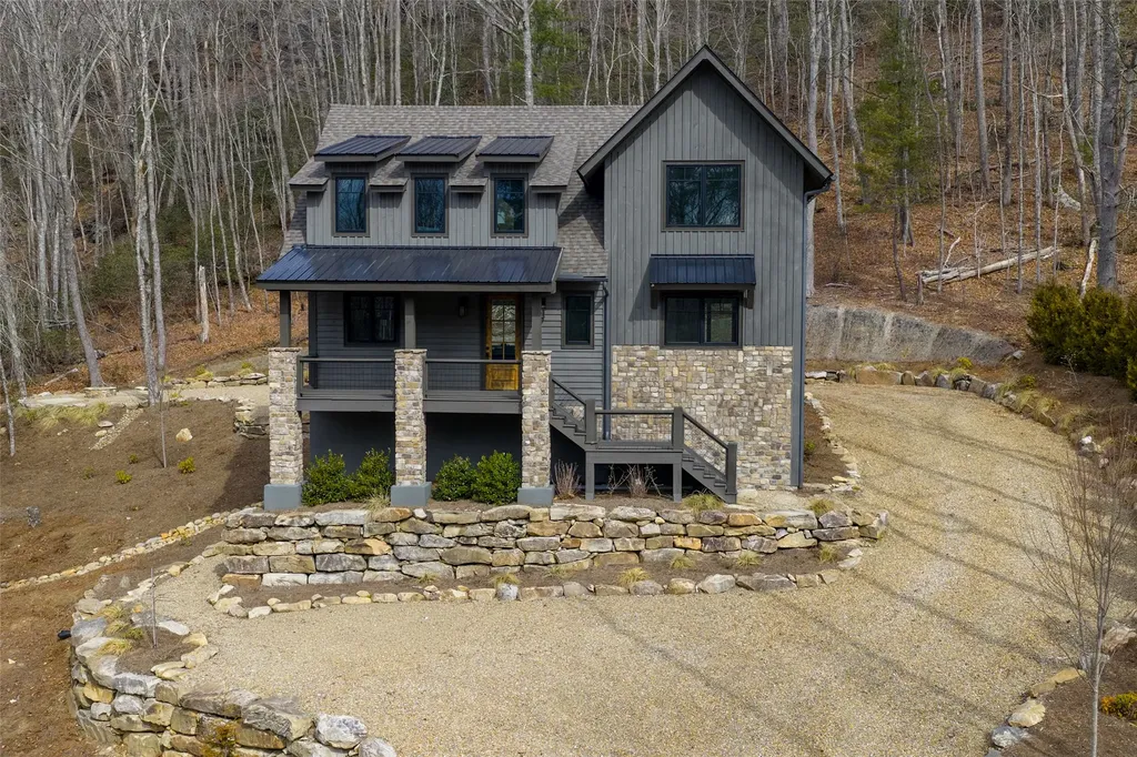 11 E. Fish Camp Glenville NC 28736