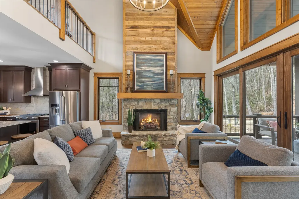 11 E. Fish Camp Glenville NC 28736