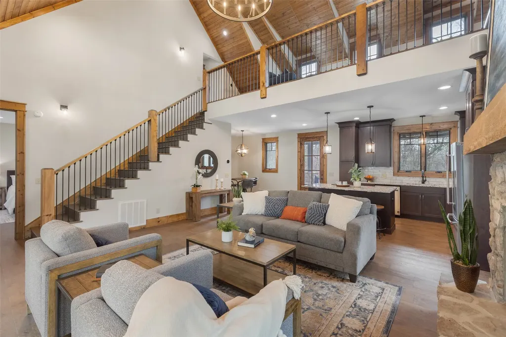 11 E. Fish Camp Glenville NC 28736