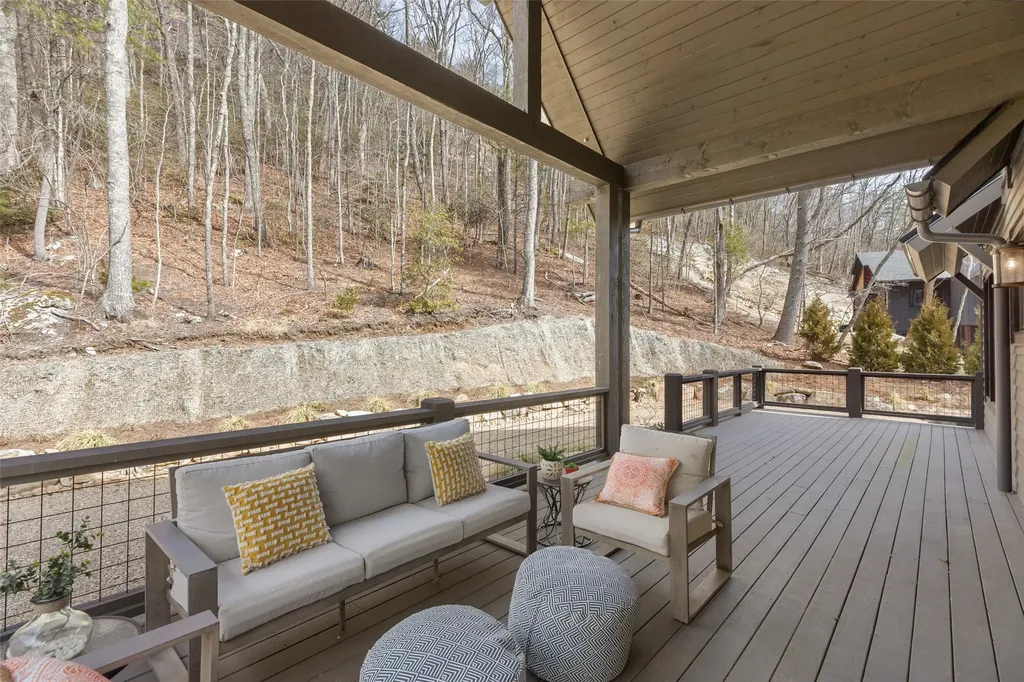 11 E. Fish Camp Glenville NC 28736