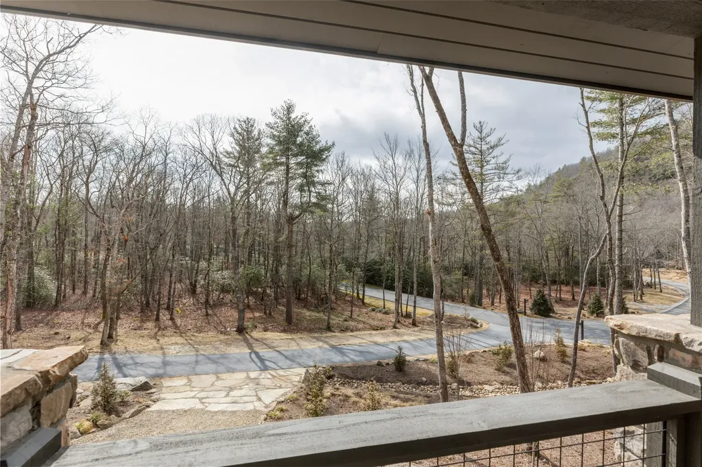 11 E. Fish Camp Glenville NC 28736