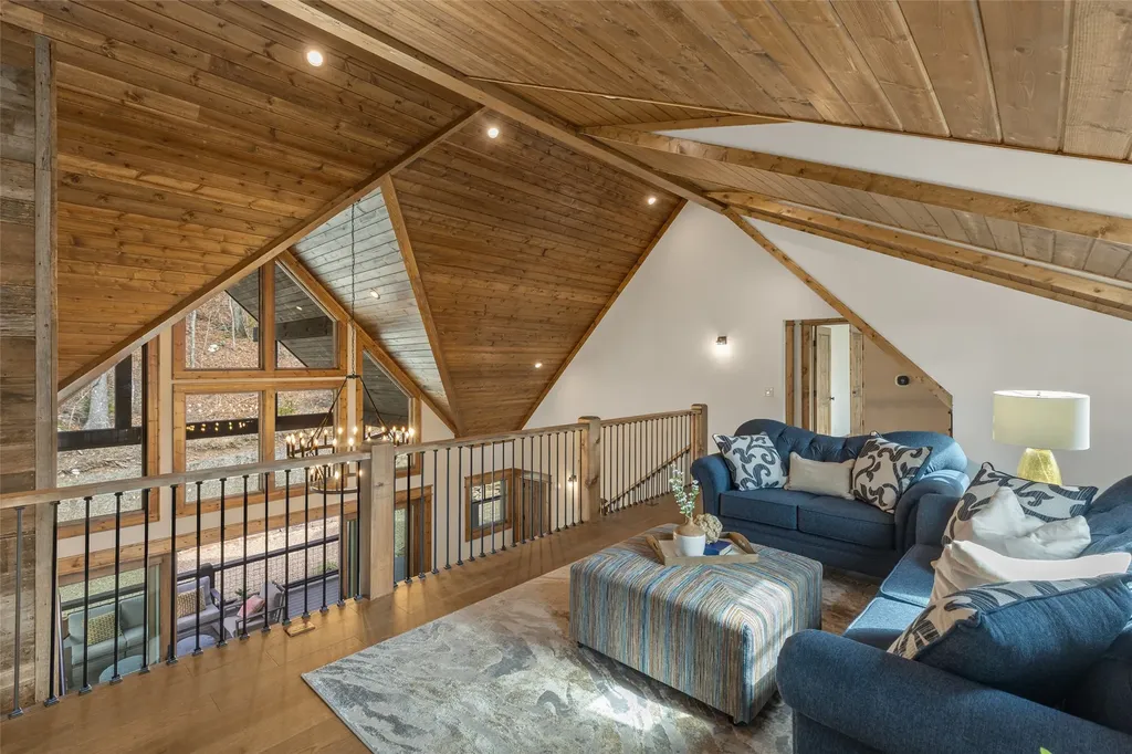 11 E. Fish Camp Glenville NC 28736