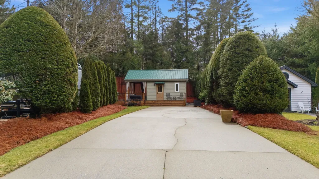 37 Coach Club Highlands NC 28741