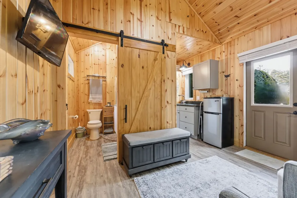 37 Coach Club Highlands NC 28741