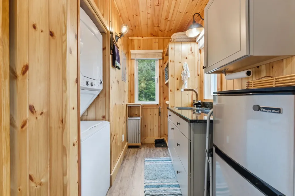 37 Coach Club Highlands NC 28741