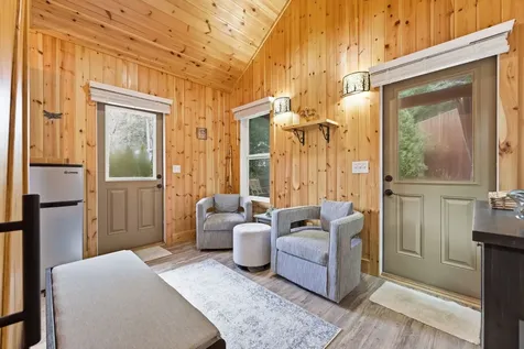 37 Coach Club Highlands NC 28741