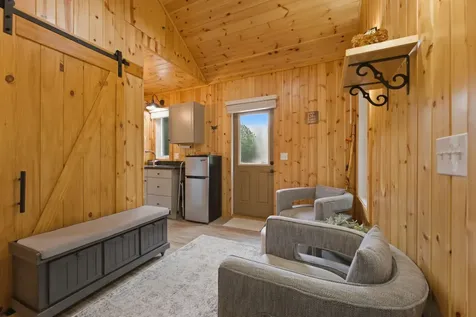 37 Coach Club Highlands NC 28741