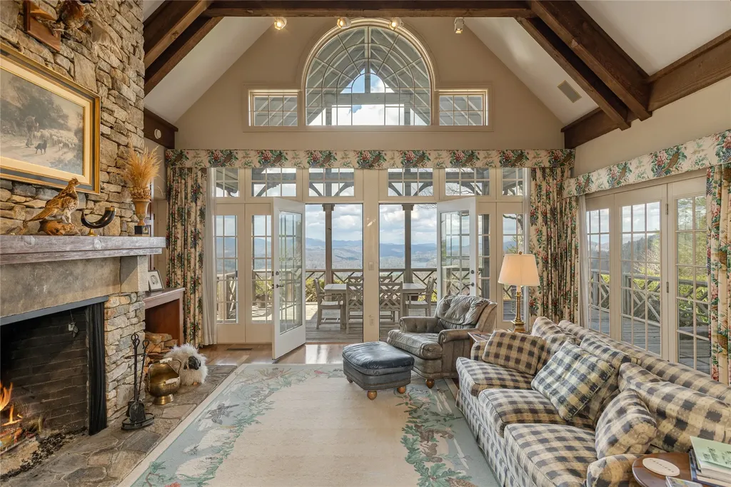 159 Kerry Hill Road Cashiers NC 28717