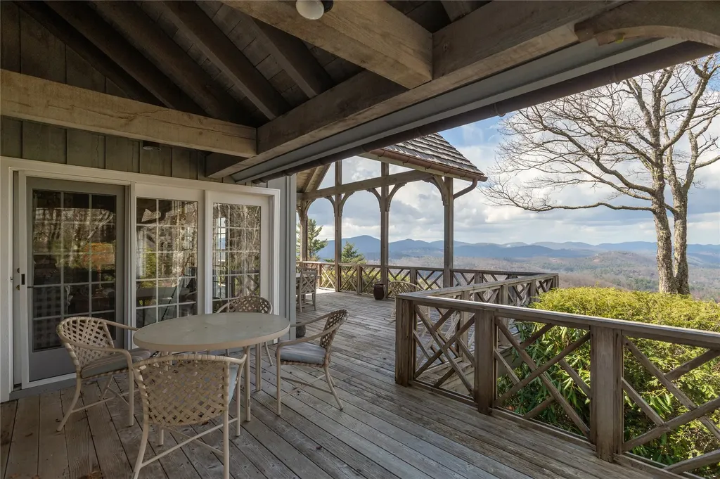 159 Kerry Hill Road Cashiers NC 28717