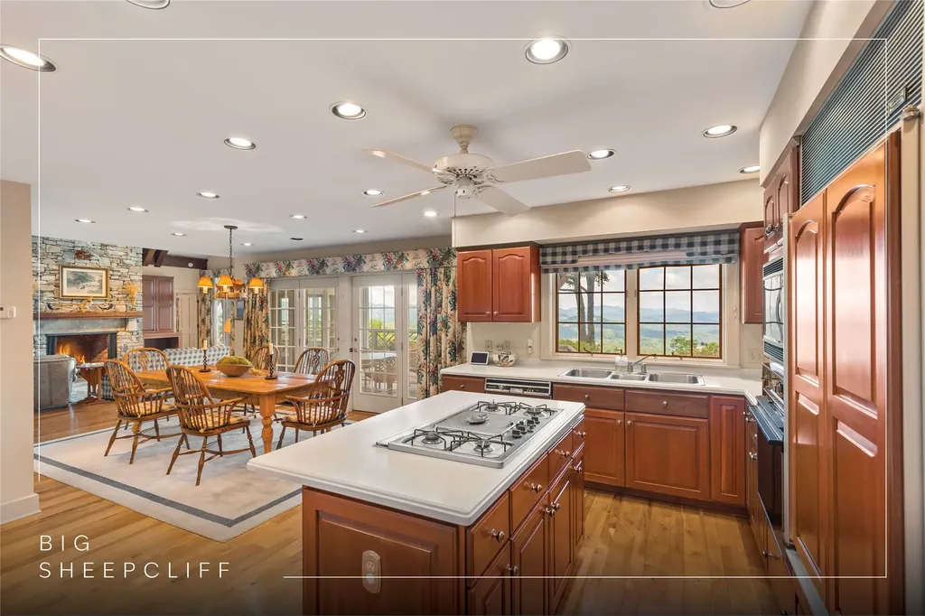159 Kerry Hill Road Cashiers NC 28717
