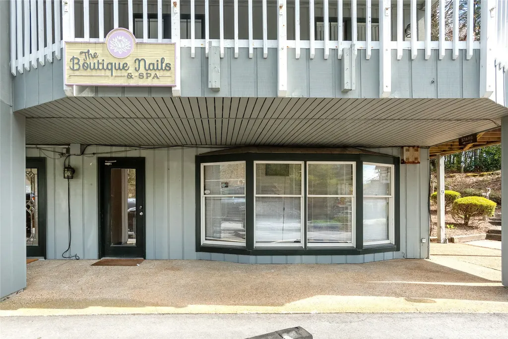 130 Highway 64 E Cashiers NC 28717