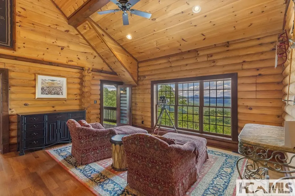 764 Hardscrabble Ridge Road Highlands NC 28741