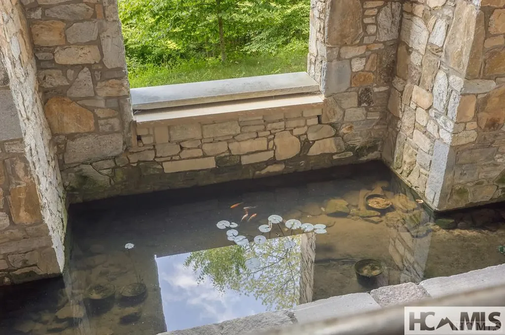 764 Hardscrabble Ridge Road Highlands NC 28741