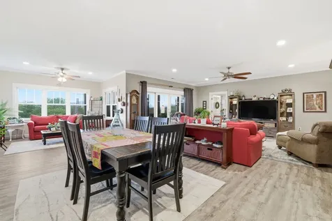 789 Chapel Cove Circle Franklin NC 28734