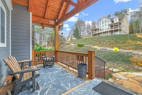 789 Chapel Cove Circle Franklin NC 28734