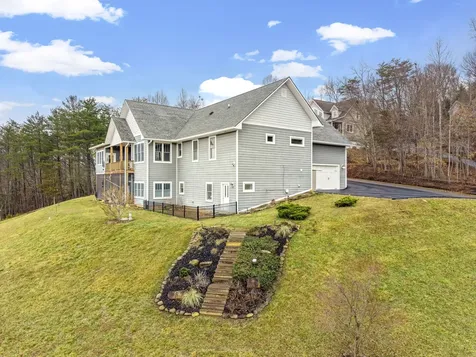 789 Chapel Cove Circle Franklin NC 28734