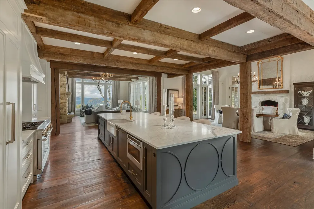 1877 Bowery Road Highlands NC 28741