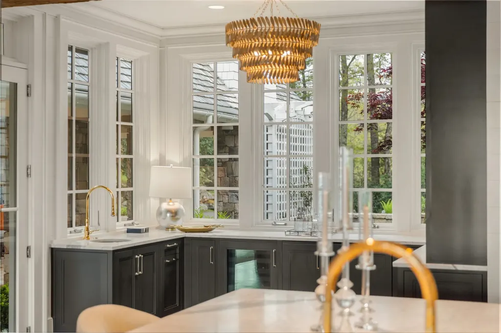 1877 Bowery Road Highlands NC 28741