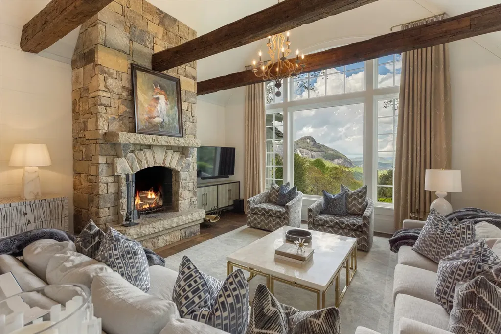 1877 Bowery Road Highlands NC 28741