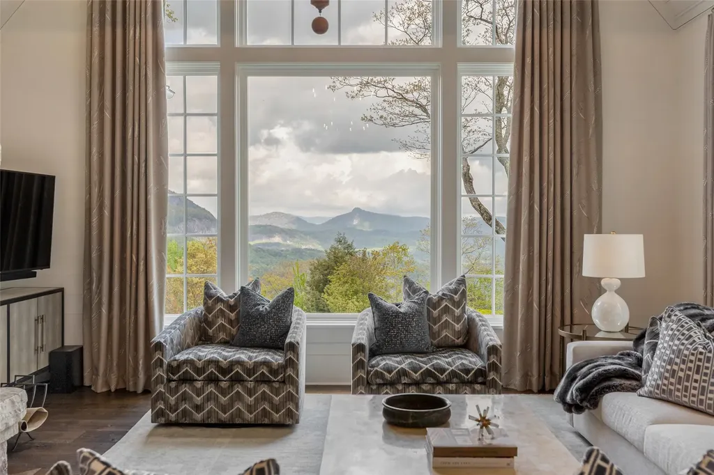 1877 Bowery Road Highlands NC 28741