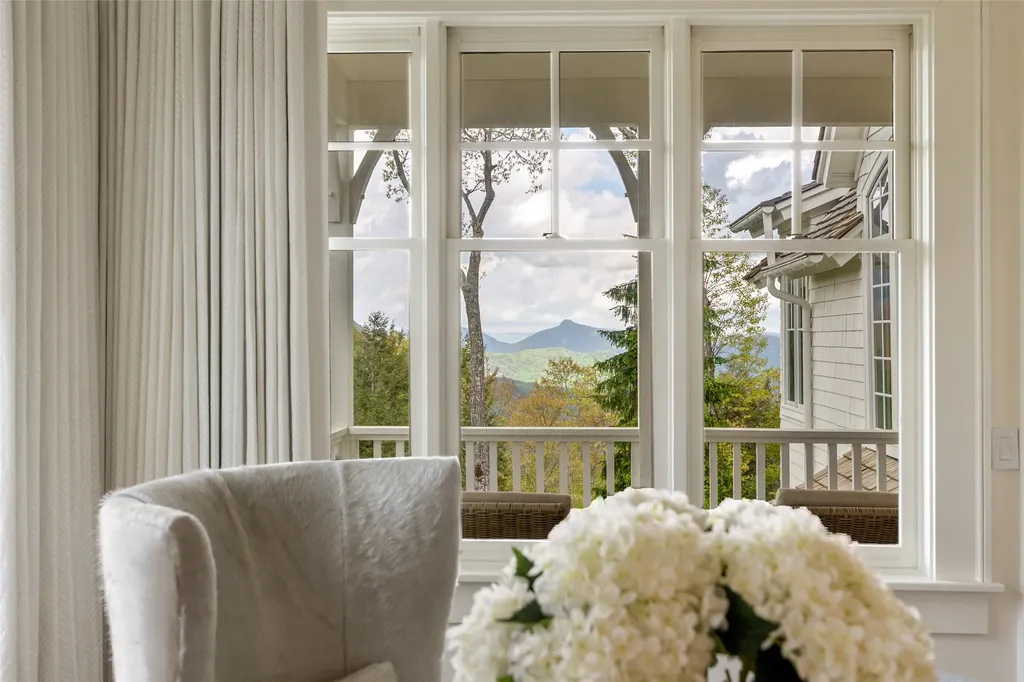 1877 Bowery Road Highlands NC 28741