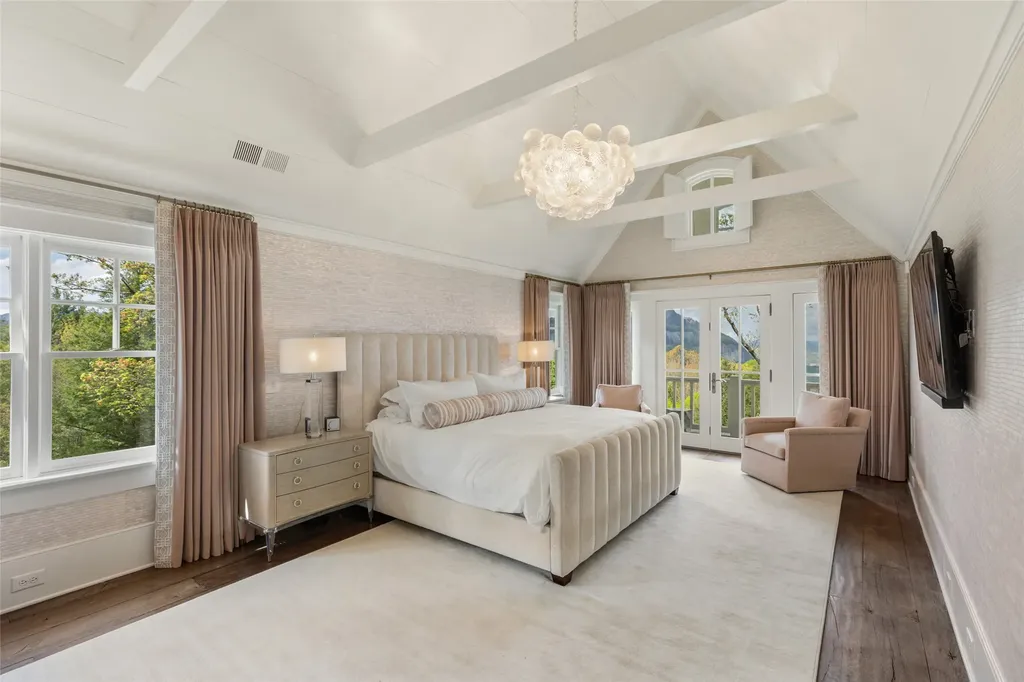 1877 Bowery Road Highlands NC 28741