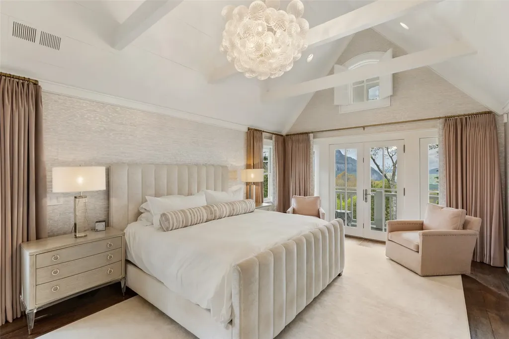 1877 Bowery Road Highlands NC 28741